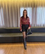 Camisa Elegância em Cetim | Campanha Amor em Tons Intensos ❤️ - Imagem 2