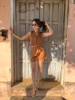 CONJUNTO ALFAIATARIA COLETE + SHORT | PRIMAVERA–VERÃO - Imagem 5